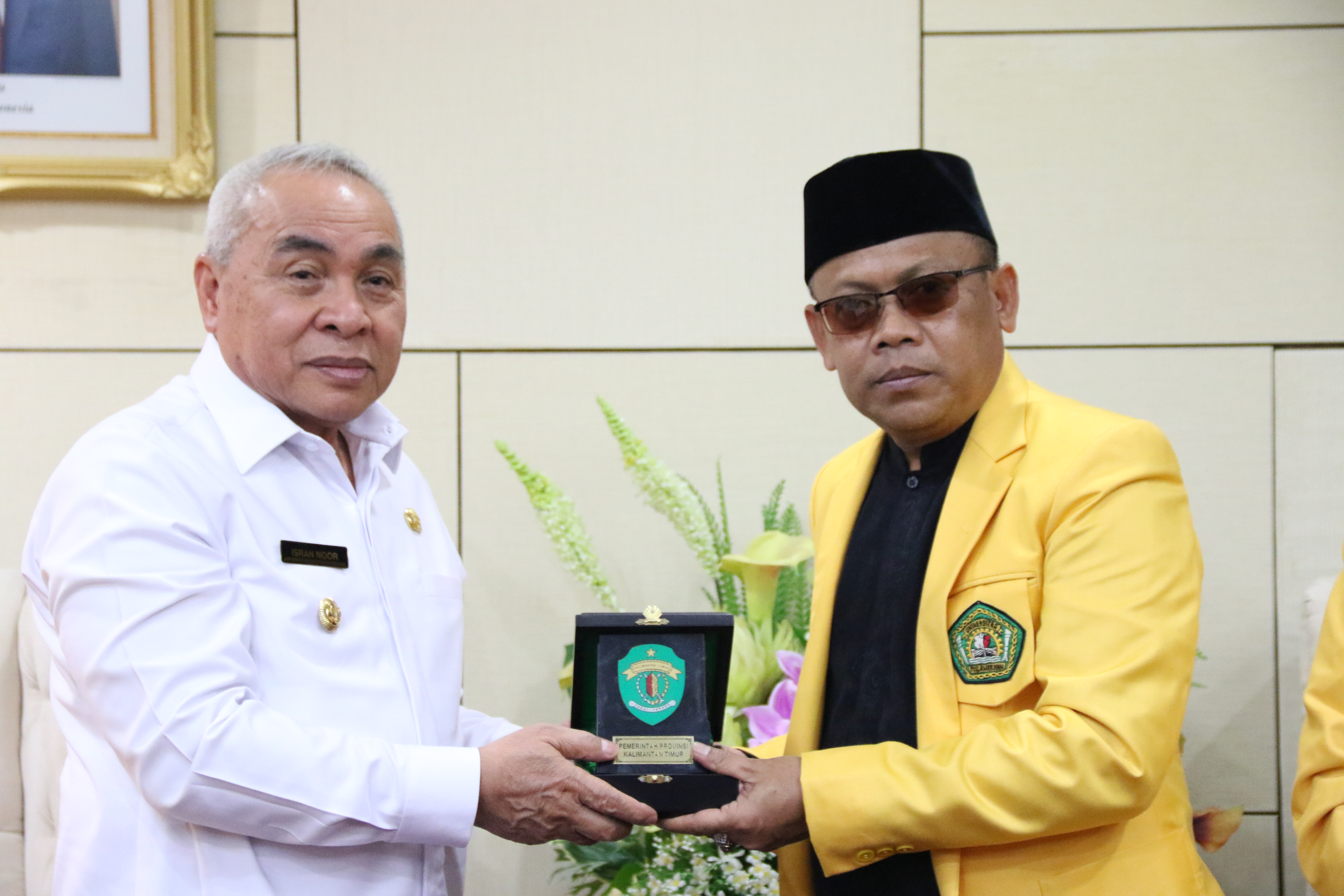 Isran noor bersama Rektor Unmul